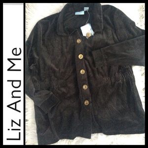 NWT Liz & Me Plush Velour Button Front Top